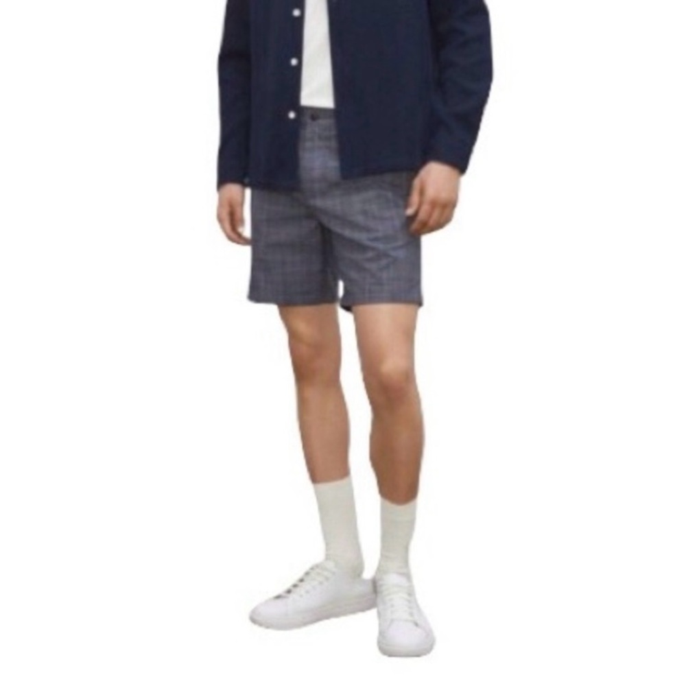Club Monaco NWOT Baxter Fit Shorts Plaid 28
